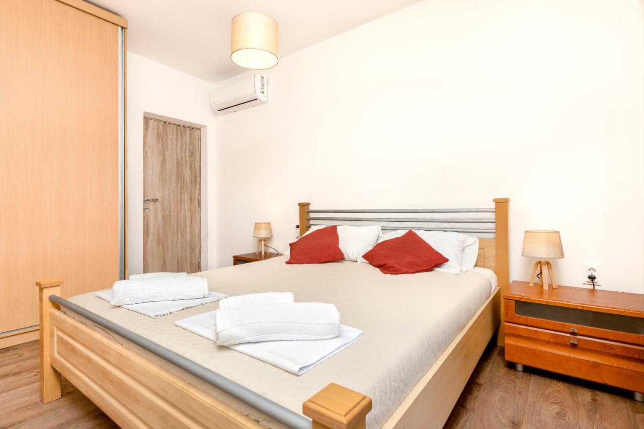 Seafoam Apartment Котор Екстер'єр фото