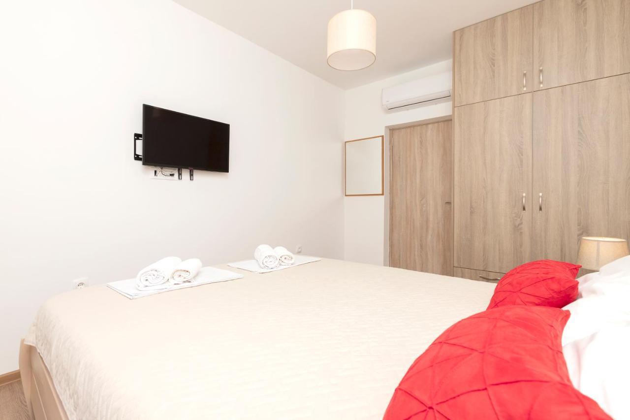 Seafoam Apartment Котор Екстер'єр фото
